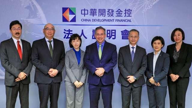 cover image of news article