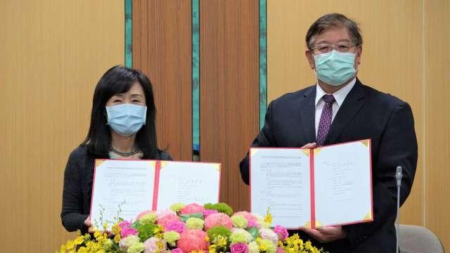 cover image of news article